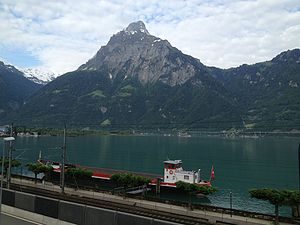 瑞士琉森湖亦译卢塞恩湖。