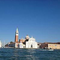 威尼斯，意大利北部威纳托大区首府，它因水而生，因水而美，因水而兴